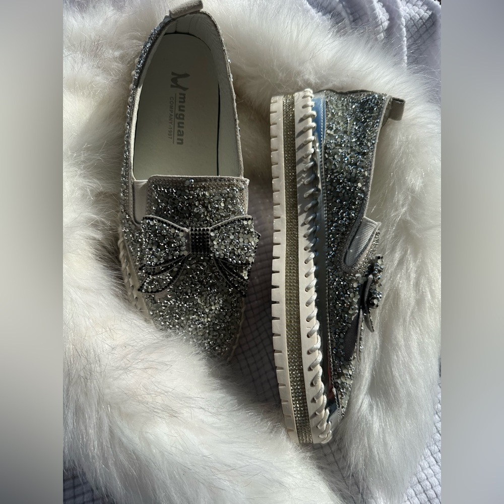 Muguan Silver Glitter Loafers with Bow